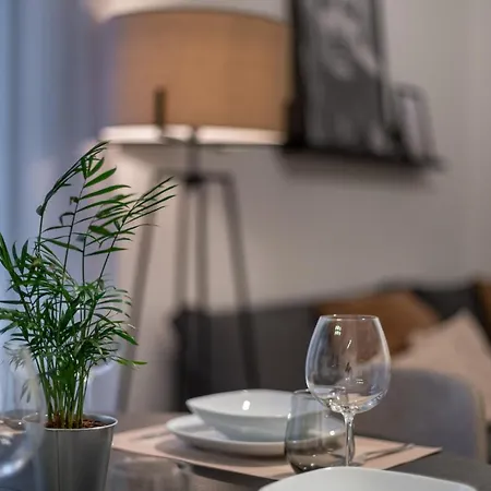 Liberty Platinum - *