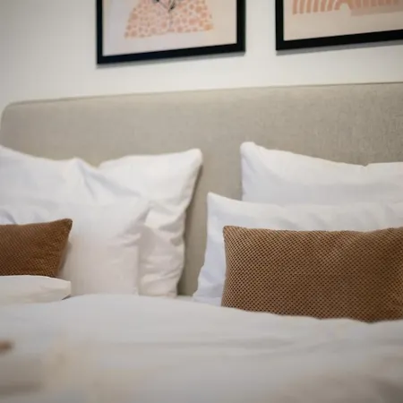 Liberty Platinum - *